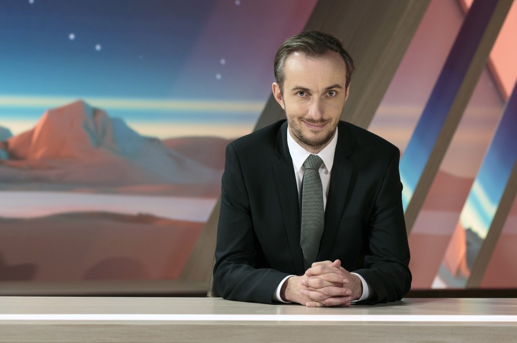 Jan Böhmermann: Der Moderator vom "Neo Magazin Royale" lässt Fernsehen und Social Media miteinander verschmelzen (Foto: ZDF/Ben Knabe).